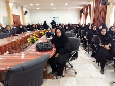 اولین دوره آموزشی پیشگیری از کم تحرکی دانش آموزان  در یزد برگزار شد