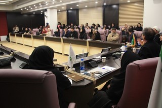 لاله حاکمی در همایش دانشگاه الزهرا