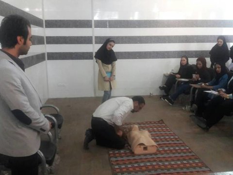 کارگاه آموزشی احیاء قلبی و تنفسی