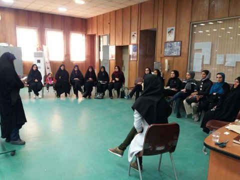 کارگاه آموزش مهارت های زندگی در یزد (مهارت خودآگاهی)