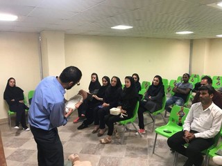 کارگاه آموزشی کمکهای اولیه 