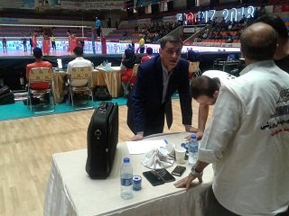 نظارت دکتر نوروزی بر نحوه ارایه خدمات پزشکی ورزشی به مسابقات والیبال قهرمانی نوجوانان آسیا در تبریز