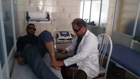 ارایه خدمات فیزیو تراپی به مناسبت روز فیریو تراپی