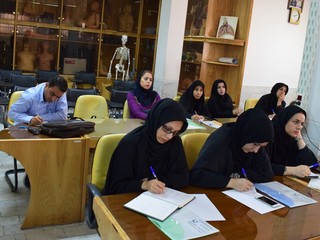 کارگاه آموزشی تغذیه ورزشی در قم