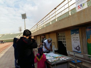 به مناسبت هفته تربیت بدنی، هیأت پزشکی یزد ایستگاه رایگان سلامت برپا کرد