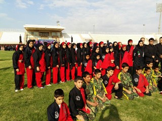 به مناسبت هفته تربیت بدنی، هیأت پزشکی یزد ایستگاه رایگان سلامت برپا کرد