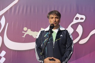 به مناسبت هفته تربیت بدنی، هیأت پزشکی یزد ایستگاه رایگان سلامت برپا کرد