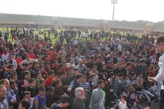 به مناسبت هفته تربیت بدنی، هیأت پزشکی یزد ایستگاه رایگان سلامت برپا کرد