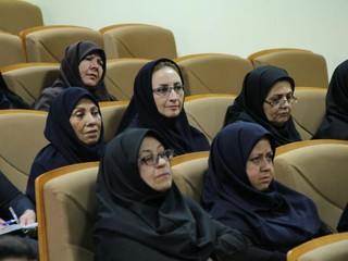 دوره آموزشی نقش ورزش و تغذیه در سلامت فردی-کرمان