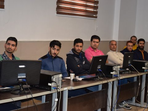 کارگاه آموزشی آسیبهای ورزشی با رویکرد تخصصی زانو در قم