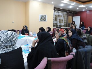 دوره آموزشی آشنایی با ناهنجاری های ستون مهره ها-کرمان