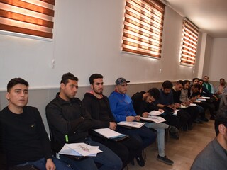 پایان دوره آموزشی ماساژ ورزشی در قم