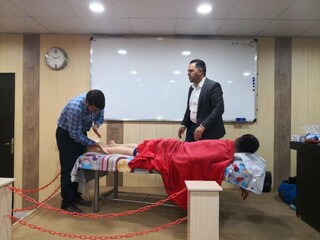 کارگاه آموزشی آشنایی با ماساژ ورزشی
