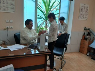 دختران کنگ فو کار و پسران فوتبالیست المپیاد استعدادهای برتر مورد معاینات کارت سلامت قرار گرفتند.