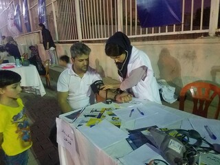 برپایی ایستگاه رایگان تندرستی در بندرعباس
