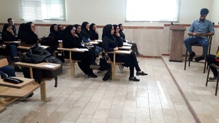 کارگاه روانشناسی مربیگری کودک در یزد برگزار شد.