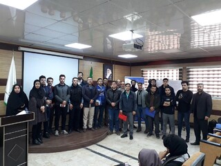 برگزاری دوره تمرین درمانی در آب