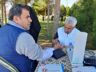 غرفه هیات پزشکی ورزشی یزد درجشنواره بزرگ ورزشی با شعار شادابی و نشاط با ورزش