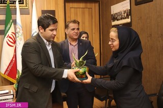 تجلیل از بانوان هیئت پزشکی ورزشی فارس به مناسبت روز زن