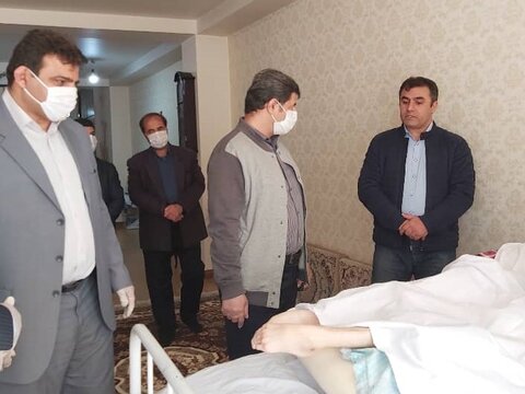 عیادت رئیس هیأت پزشکی ورزشی استان البرز از تکواندو کار آسیب دیده ی البرزی