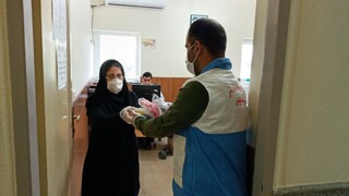 توزیع مواد شوینده و ماسک اداره کل ورزش