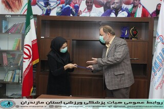 / تقدیر و تشکی رئیس هیات پزشکی ورزشی استان از اعضا هیات /