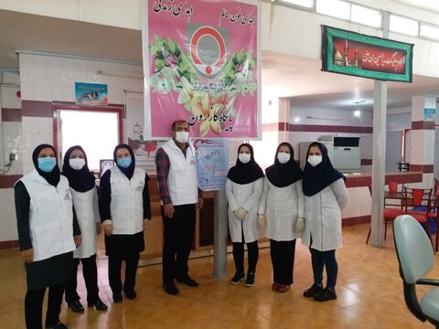 حضور پزشکیاران وجامعه ورزش شهرستان کازرون فارس در پویش اهدا خون