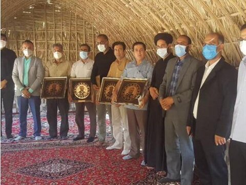 تجلیل از دکتر جمالیزاده و اکبرچاوشیان توسط بسیج ورزشکاران