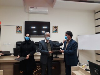 تجلیل از مسئولی کمیته خدمات درمانی و ناظرین - چهار محال وبختیاری