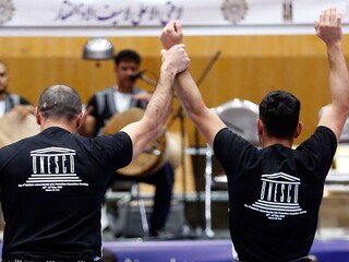حضورپزشک و پزشکیارهیات پزشکی ورزشی فارس در مراسم پایانی نشست  هنرهای رزمی ثبت شده در یونسکو