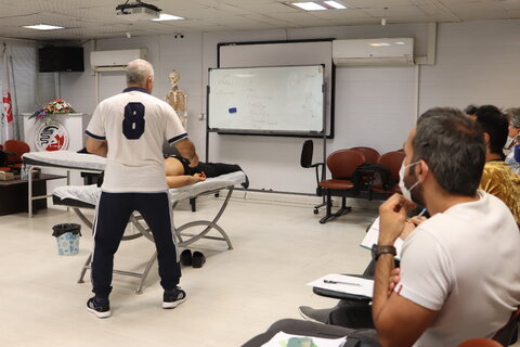 مرحله عملی دوره ماساژ ورزشی ویژه آقایان د شیراز