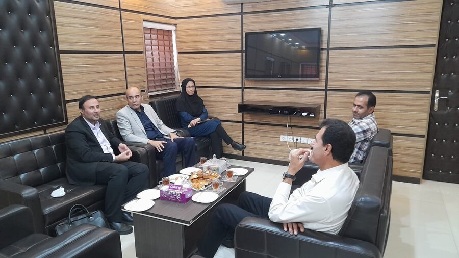 دیدار رئیس و دبیر هیات پزشکی ورزشی استان بوشهر با مدیرکل ورزش و جوانان