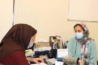 انجام معاینات پزشکی از تیم اعزامی به رقابتهای کاراته دختران کشور توسط هیات پزشکی ورزشی فارس