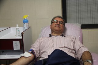 آغاز رسمی سومین پویش اهدای خون جامعه ورزش و جوانان با اهدای خون دکتر نوروزی