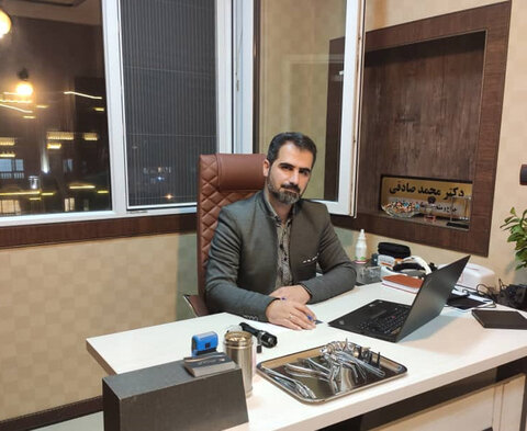 دکتر محمد صادقی