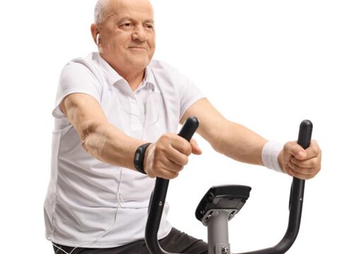 تاثیر ورزش کردن در سالمندان و اطرافیانشان.jpg