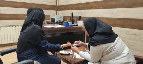 کنترل قند و فشار خون کارکنان اداره کل ورزش و جوانان استان آذربایجان شرقی و شهرستان تبریز