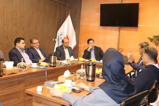 دیدار دکتراردیبهشت دبیرفدراسیون،ناصراشکانی مسوول امور استان ها و دکتر بنی جمالی رییس کمیته خدمات درمان فدراسیون با رییس و مسئولین کمیته های هیات زشکی ورزشی فارس