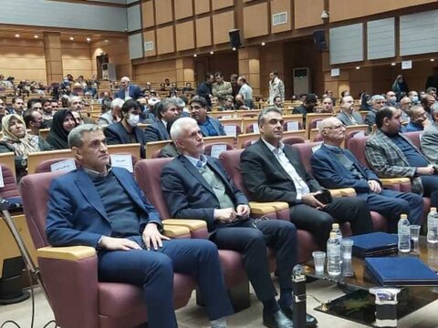 حضور دکتر نوروزی در آئین تجلیل از قهرمانان پارالمپیک کرمان