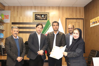 تجلیل از کارکنان هیات پزشکی ورزشی فارس توسط دکتر کاوه باشتی