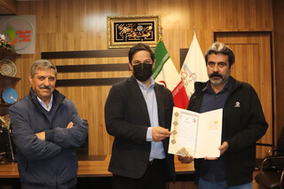 نشست هفتگی با روسای شهرستانهای استان و تجلیل از برترین ها