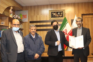 نشست هفتگی با روسای شهرستانهای استان و تجلیل از برترین ها