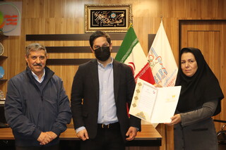 نشست هفتگی با روسای شهرستانهای استان و تجلیل از برترین ها