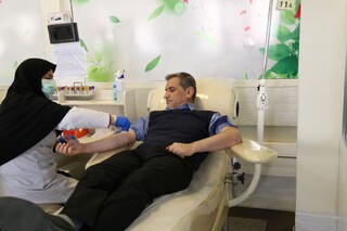 پیگیری پویش اهدای خون با حضور رئیس و دبیر فدراسیون پزشکی ورزشی