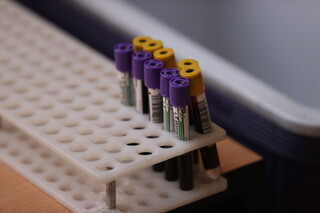 پویش اهدای خون در ستادمرکزی وزارت ورزش و جوانان به مناسبت سالگرد شهادت سردار دل ها