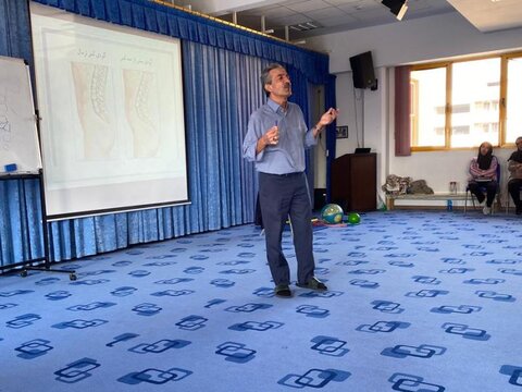 دوره آموزشی غربالگری ساختار قامتی کودکان