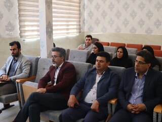 جلسه هم اندیشی و نشست صمیمی سرپرست هیات پزشکی ورزشی استان مرکزی با هیات های پزشکی ورزشی شهرستانهای تابعه