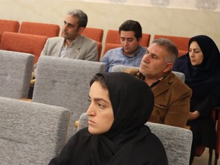 جلسه هم اندیشی و نشست صمیمی سرپرست هیات پزشکی ورزشی استان مرکزی با هیات های پزشکی ورزشی شهرستانهای تابعه