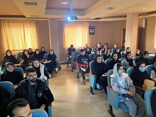 کارگاه آموزشی اصول گرم کردن صحیح در پیشگیری از آسیب های ورزشی