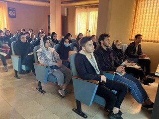 کارگاه آموزشی اصول گرم کردن صحیح در پیشگیری از آسیب های ورزشی